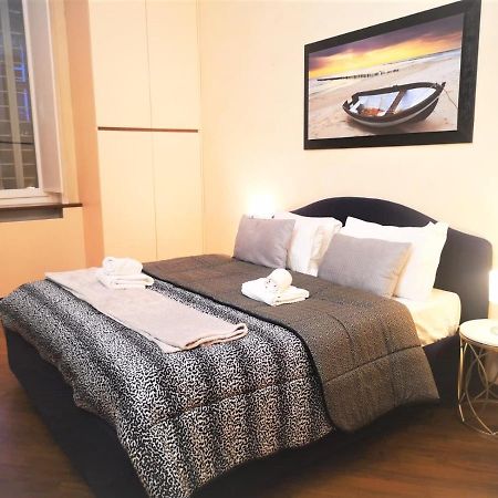 Trevi Nice Holiday - Luxury Apartment روما المظهر الخارجي الصورة