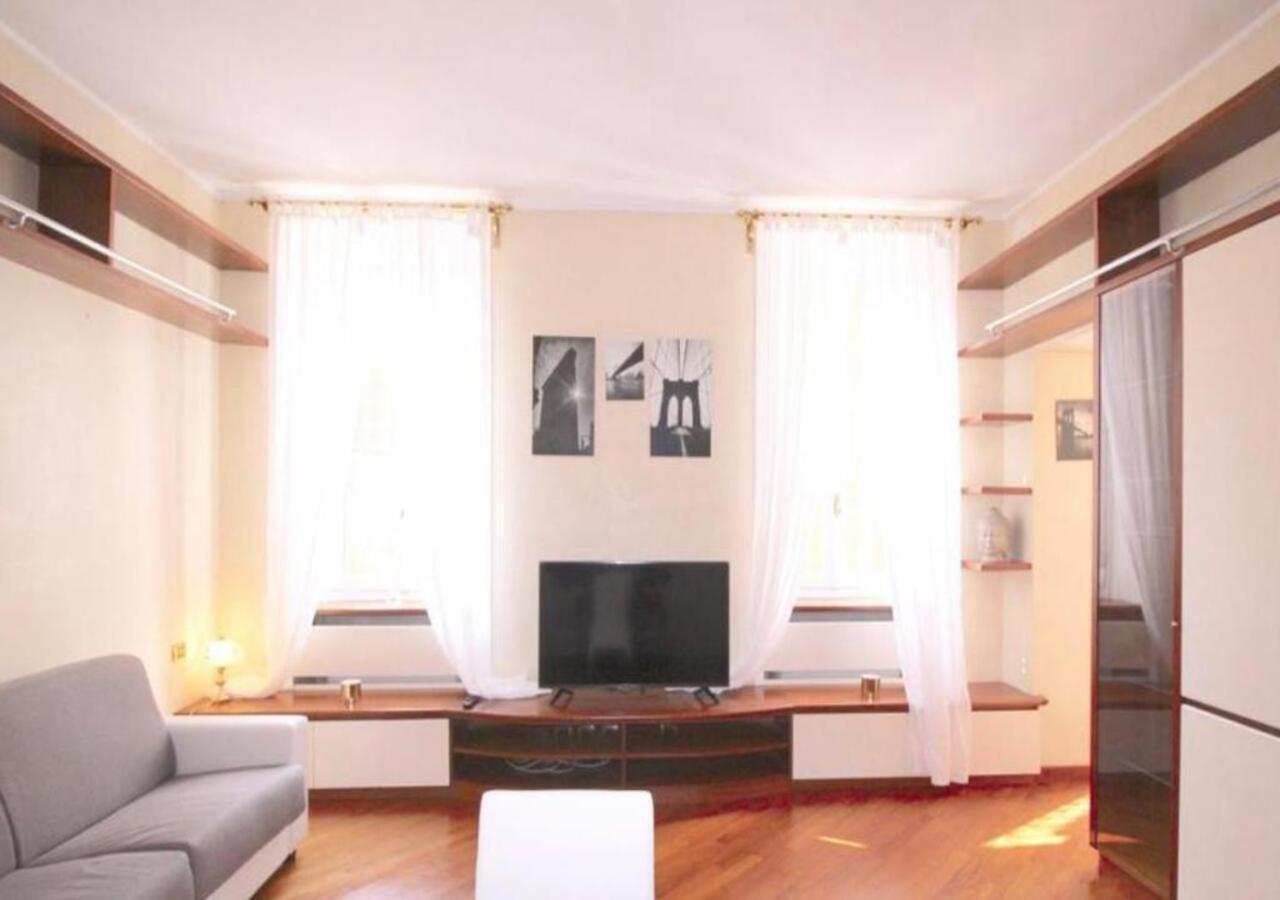 Trevi Nice Holiday - Luxury Apartment روما المظهر الخارجي الصورة