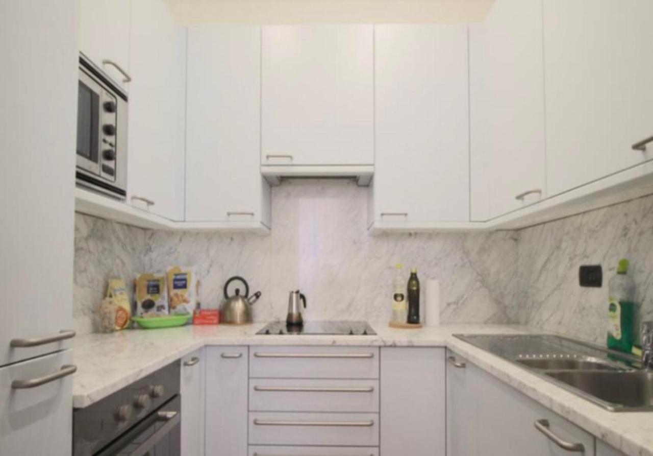 Trevi Nice Holiday - Luxury Apartment روما المظهر الخارجي الصورة