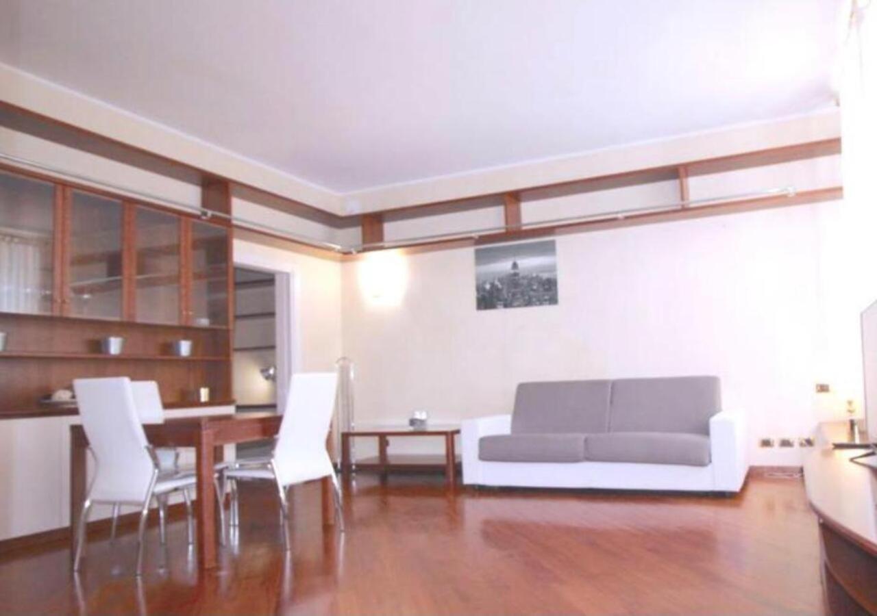 Trevi Nice Holiday - Luxury Apartment روما المظهر الخارجي الصورة