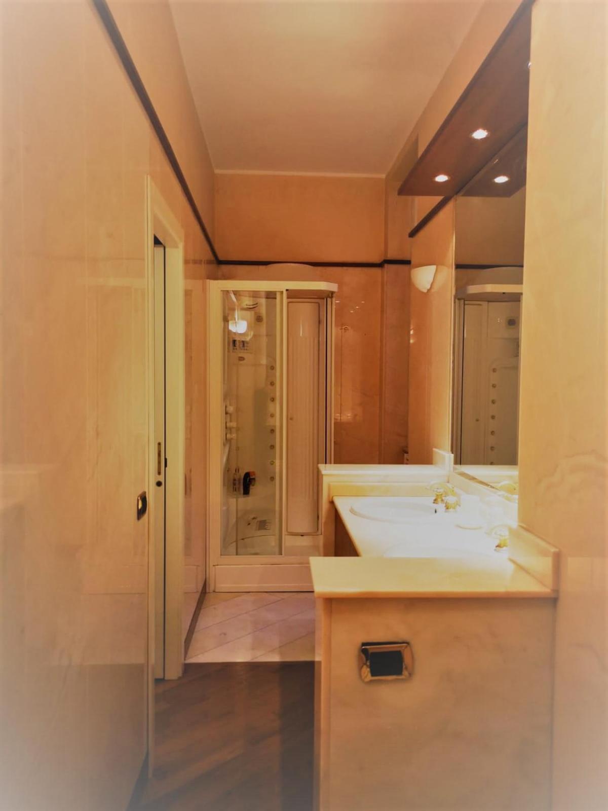 Trevi Nice Holiday - Luxury Apartment روما المظهر الخارجي الصورة